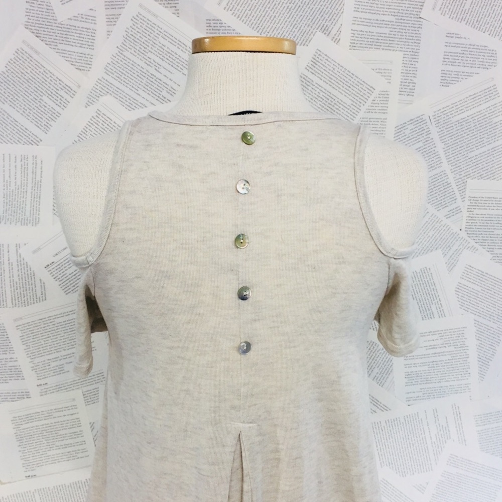 Coin 1804 Short Sleeve Cold Shoulder Cream Top S - Picture 5 of 7